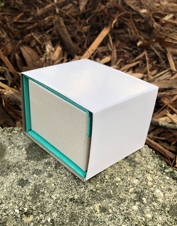 DBX4350 = Deluxe Magnetic Teal/White Ring Box 1-7/8'' x 2-1/4'' x 1-1/2'' (Each)