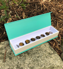 DBX4353 = Deluxe Magnetic Teal/White Bracelet Box 8-3/4'' x 2-1/4'' x 1'' (Each)