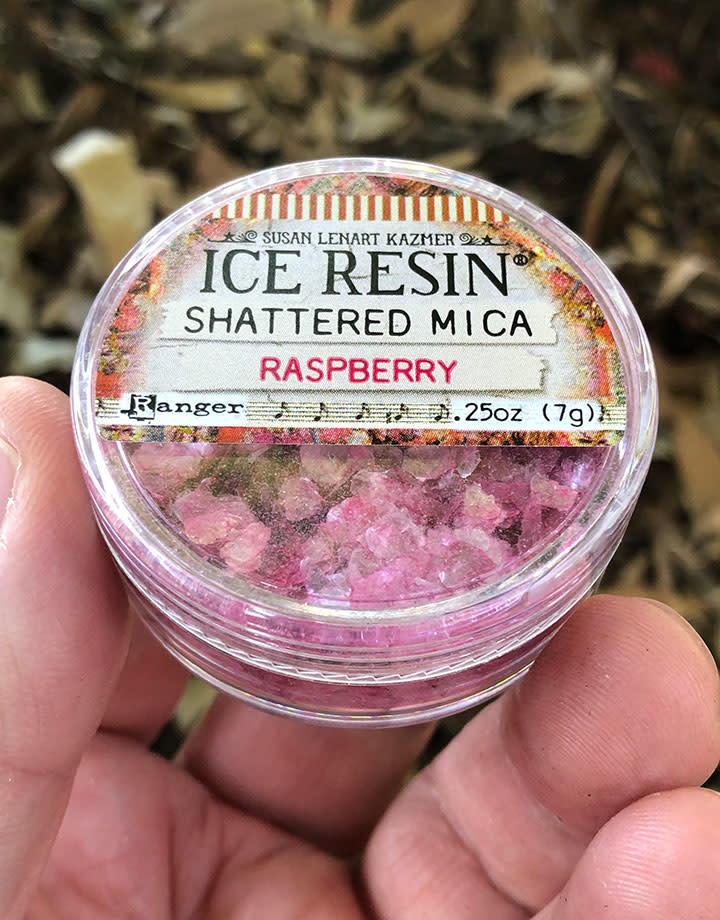 CE742 = Ice Resin Shattered Mica - Raspberry