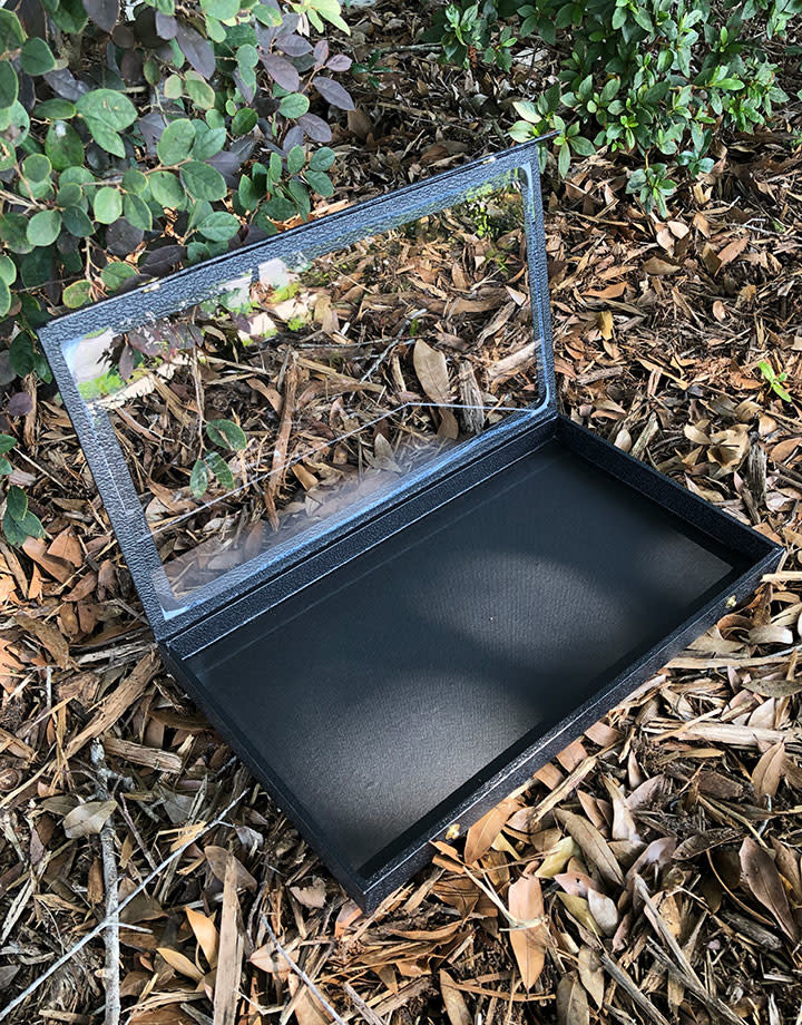 DTR1500 = Jewelry Tray with Double Snap See Through Lid 1'' Deep