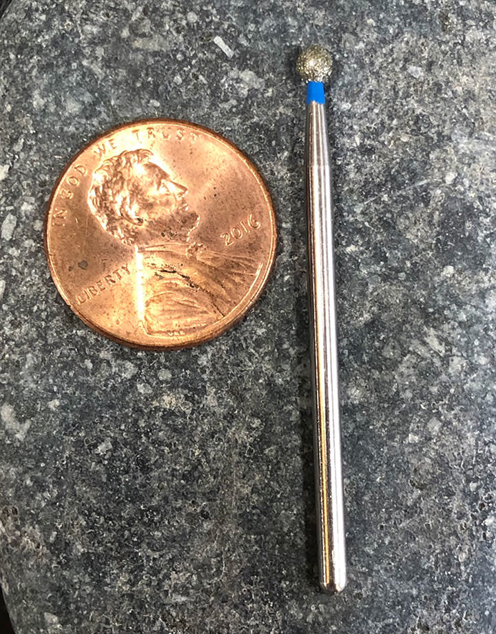 BR1602 = Blu Diamond Bur Ball (2.6 x 3.1mm)