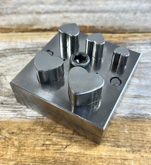 DA2433 = Hearts Disc Cutter Set of Four Sizes 11mm to 25mm