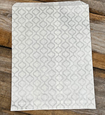 DBG1135 = Paper Gift Bag Silver Trellis Pattern 8-1/2'' x 11'' (Bundle of 100)