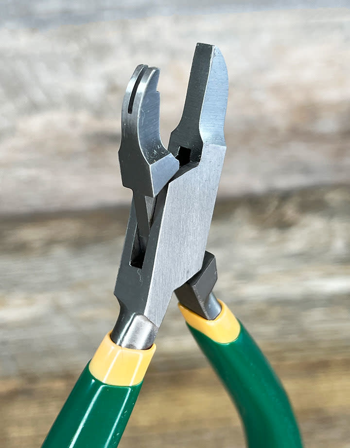 PL1732 = Grooved Stone Setting Pliers