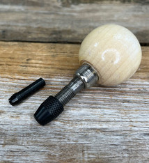 HN1261 = Round Wood Handle with 2 Chucks