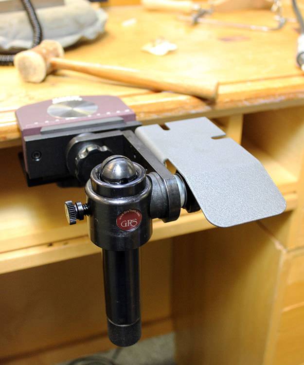 Knew Concepts BP1003 = Bench Clamp with Anvil Top by Knew Concepts