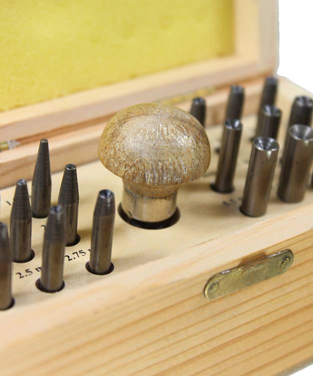 53.189 = Bezel Setting Punch Set 18pcs Plus Handle