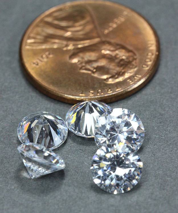 CZRD6.5 = Cubic Zirconia Round 6.5mm "AAA quality" (Pkg of 2)