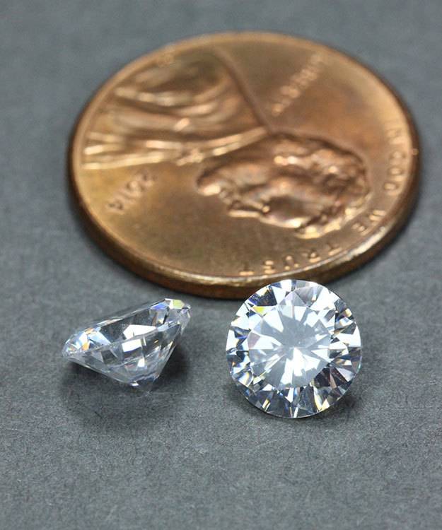 CZRD7 = Cubic Zirconia Round 7.0mm (Pkg of 2)