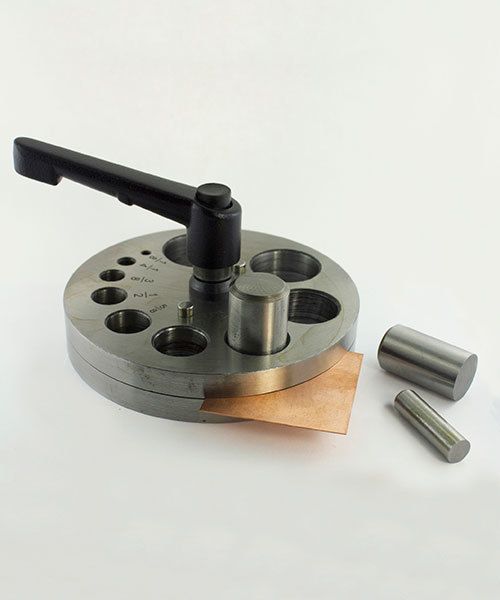 DA2590 = Economical Disc Cutter 1/8'' to 1-1/4'' - Ten Punches