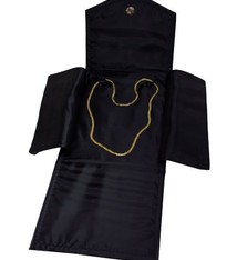 DBX2904B = FOLDER - LEATHERETTE CHAIN FOLDER (BLACK/BLACK)