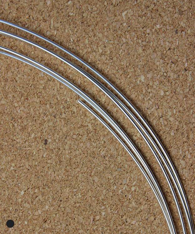 SRW16H = Round Sterling Wire Half Hard 16ga (1.3mm) (Sold per foot)