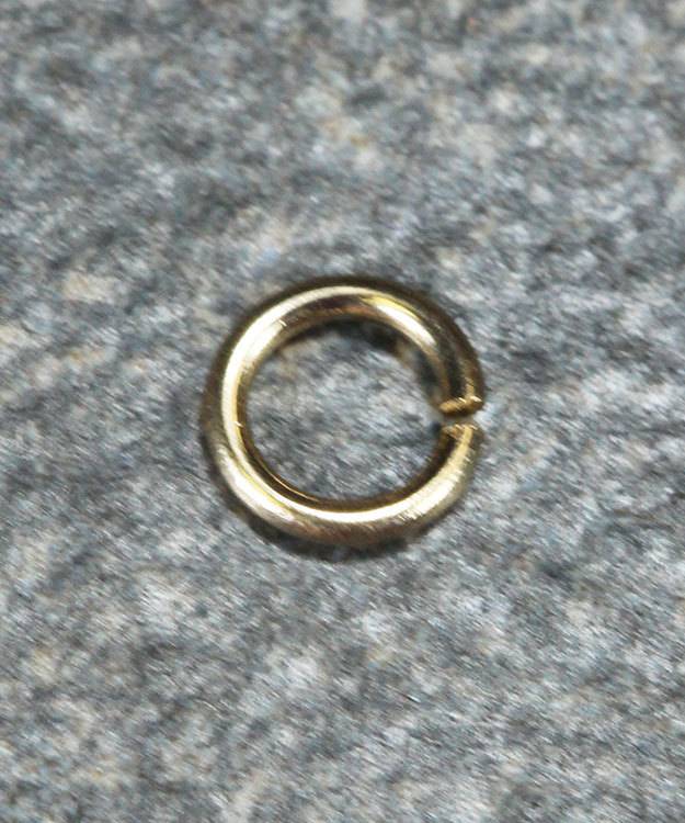 900-3L = Open Jump Ring 2.5mm ID x .025'' (22ga) Wire 14KY Gold
