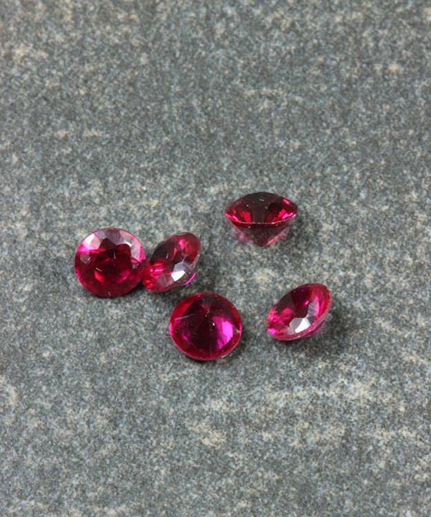 SY3.5JAN = Imitation Birthstone 3.5mm JANUARY (Pkg of 5)