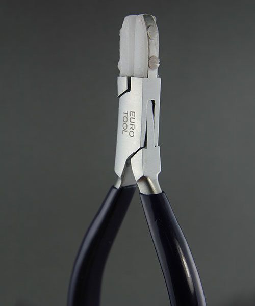 Eurotool PL8290 = NYLON JAW PLIERS NARROW FLAT NOSE