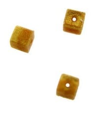 5140CG-92 = Bead Bumper 1.7mm CUBE GOLD (Pkg of 50)