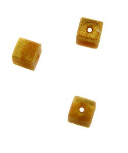 5140CG-92 = Bead Bumper 1.7mm CUBE GOLD (Pkg of 50)