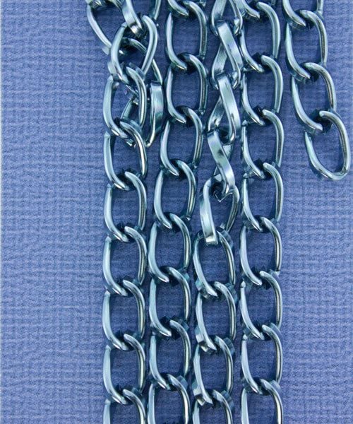 800AL-095SB = Aluminum Curb Chain Steel Blue 9.3 x 5.3mm Wide 5 feet Long
