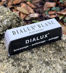 47.392 = Dialux White Compound for Bright Polish on Silver