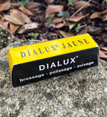 47.394 = Dialux Yellow Compound for Bright Polish on Brass, Copper & Bronze