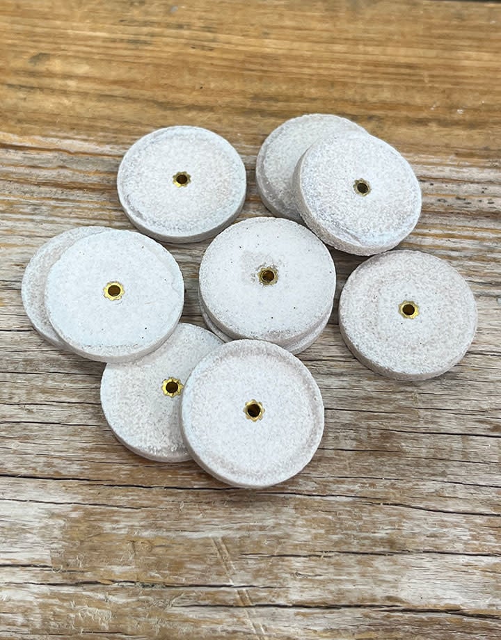 https://cdn.shoplightspeed.com/shops/613820/files/52163207/st1446-unmounted-heatless-wheel-white-7-8-x-1-8-pk.jpg