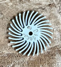 Dedeco ST9300 = Dedeco Silicon Carbide Radial Discs 7/8'' 90 grit (Pkg of 12) Coarse