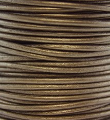 CD8653 = INDIAN LEATHER 2mm METALLIC KANSA (foot)