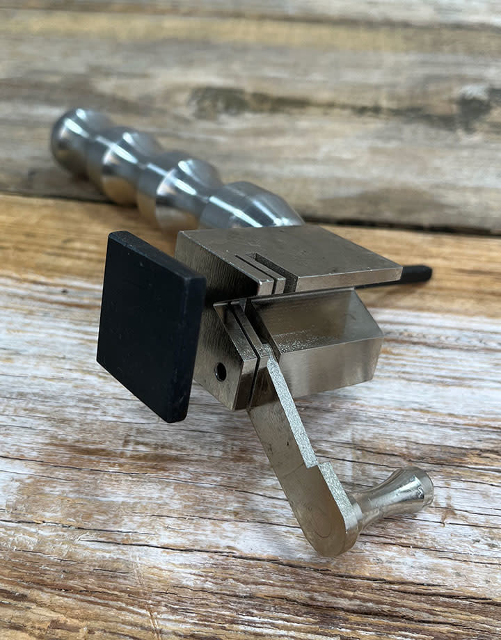 HO1215 = Tube Holder by Durston