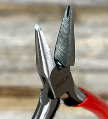 PL1720 = Prong Opening & Closing Pliers