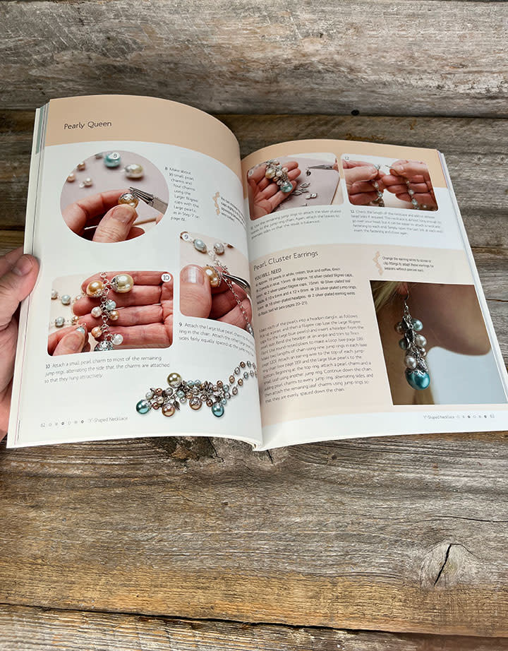 BK5277 = BOOK - ULTIMATE NECKLACE MAKER