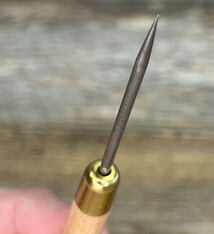 54.773 = SOLDER PICK-TITANIUM WOODEN HANDLE