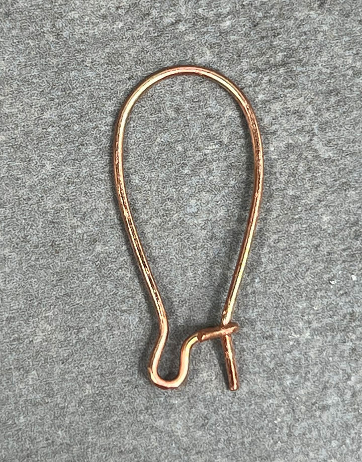 804CU-02 = Copper Kidney Earwire 1" (Pkg of 50)