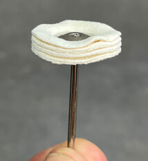 17.0993 = Mounted Chamois Buff 3/4'' Dia.  4 Ply  (Pkg of 3)