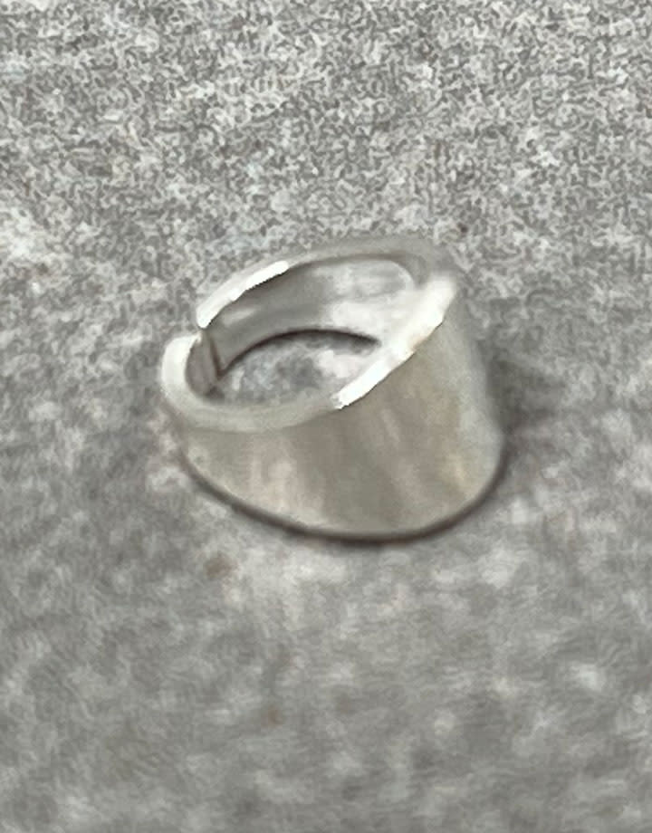 910S-24 = Sterling Silver Split Bail 6.4 x 4.7mm (Pkg of 5)