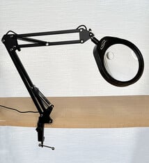 iGaging LM2750 = LED Lamp with 8X Magnifier