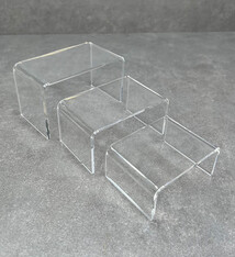 DIS9101 = ACRYLIC RISERS SET of 3 SMALL