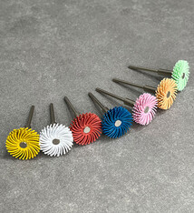 Dedeco ST9560 = Dedeco 4 Ply Mounted Radial Disc Assortment 7pcs