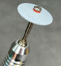 EVE Abrasives ST1370 = EVE Silicon Abrasives COARSE/WHITE KNIFE EDGE WHEEL 7/8" (x10)