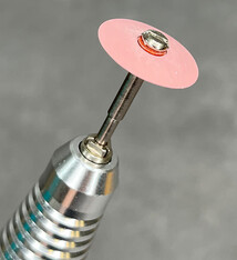 EVE Abrasives ST1382 = EVE Silicon Abrasives EXTRA FINE/PINK KNIFE EDGE WHEEL 5/8'' (x10)