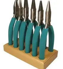 Wubbers PL6098 = 6pc Wubber Plier Kit with Wood Stand