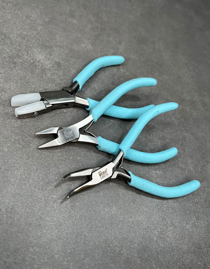 KIT304 = Beader's Tools Set in Storage Pouch - Light Blue
