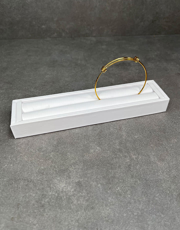 thumbnail image 2 of White Leatherette Jewelry Ring Display Tray - Holds 5 Rings 2 of 3