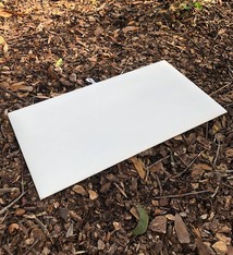 DIS6900 = LEATHERETTE TRAY INSERT PAD WHITE