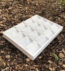 DPD6823 = Leatherette Pendant Tray (16 Spaces)