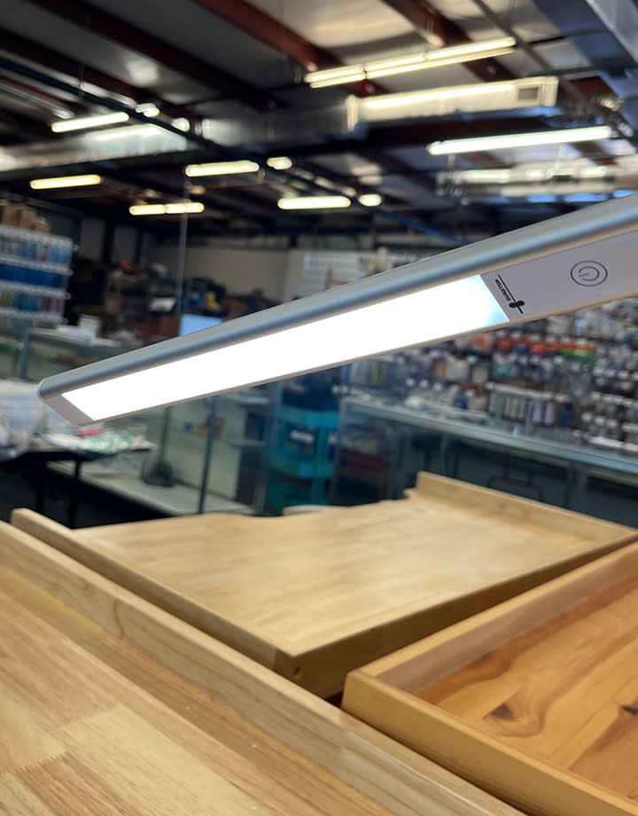Durston Tools LM1908 = LED Goose Neck Lamp in White