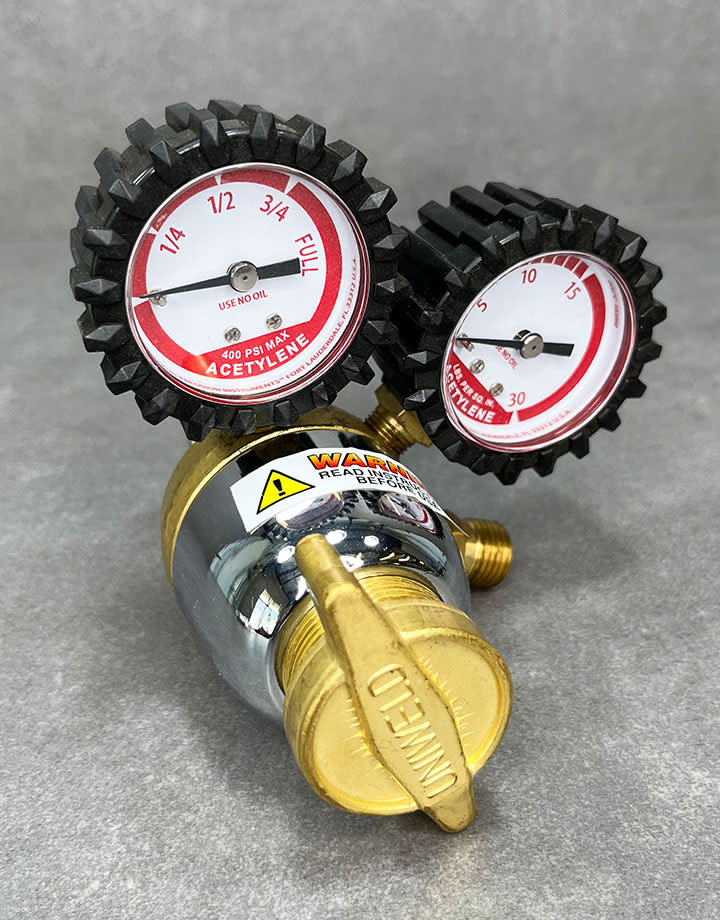 Uniweld BT2143 = Uniweld Acetylene Regulator (MC)