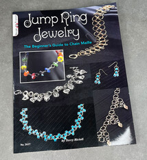 BK5246 = BOOK - JUMP RING JEWELRY