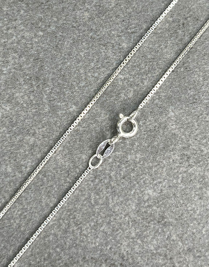 Box015 = Sterling Box Chain 0.85mm