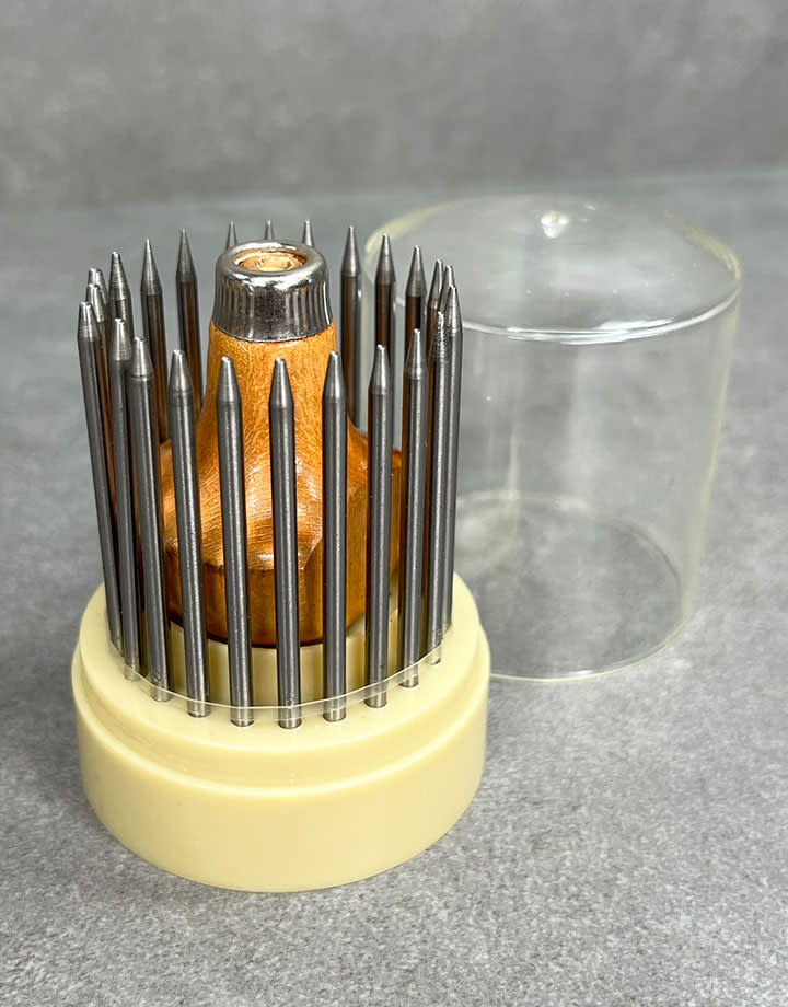 DI150 = Economy Beading Tool Set with Handle and 23 Tips in Stand
