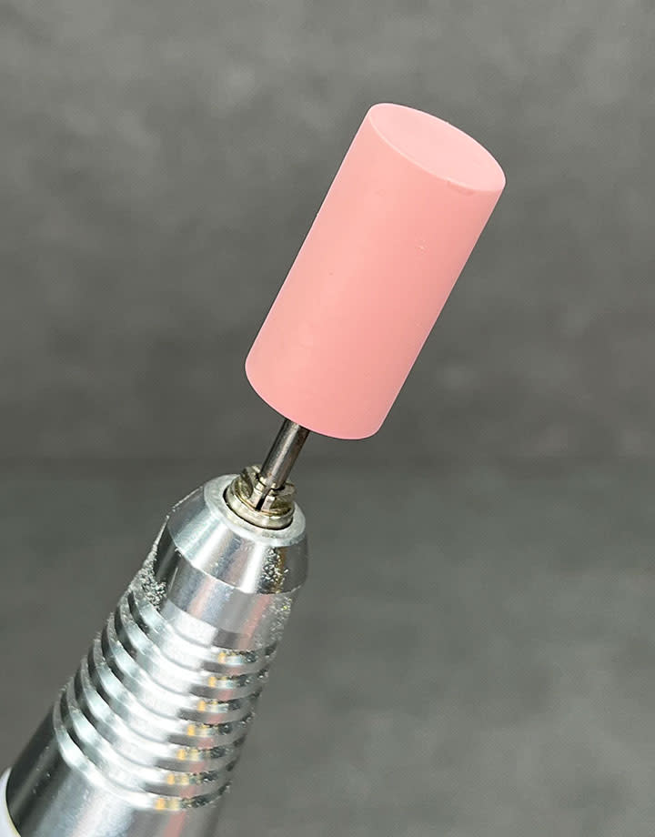 Dedeco ST9364 = Pink Extra Fine Cylinder 15/16" x 1/2"  (Pkg/10)
